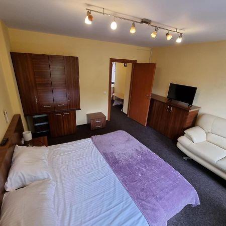 Casa Romana Appartement Ploieşti Buitenkant foto