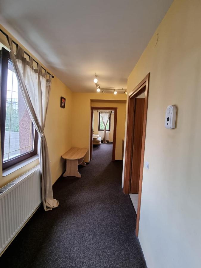 Casa Romana Appartement Ploieşti Buitenkant foto